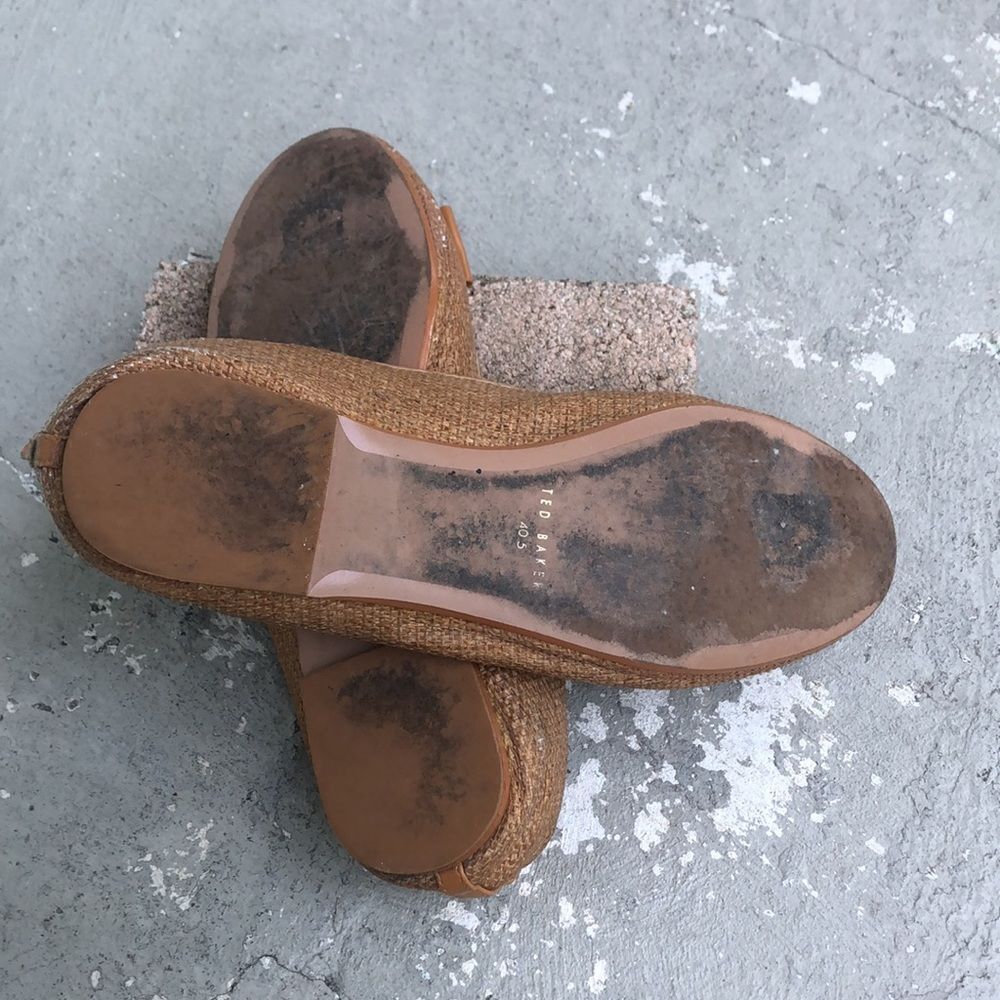 Ted Baker’s flats  - Picture 7 of 8
